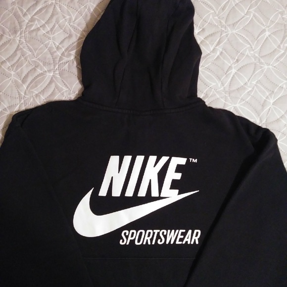Nike cropped hoodie - Picture 2 of 5